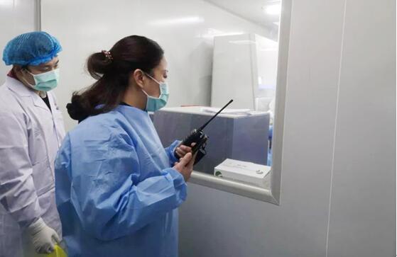 提高疫情防控能力，醫(yī)護工作者如何正確使用對講機？